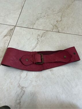 Aridza Bross Red Leather Belt